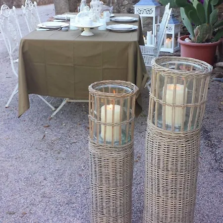 Dago Bed & Breakfast