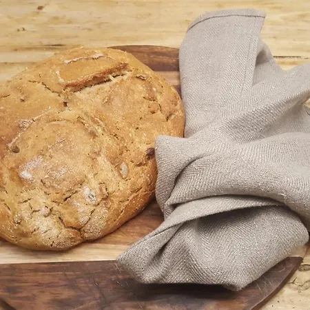 Dago Bed & Breakfast 4*